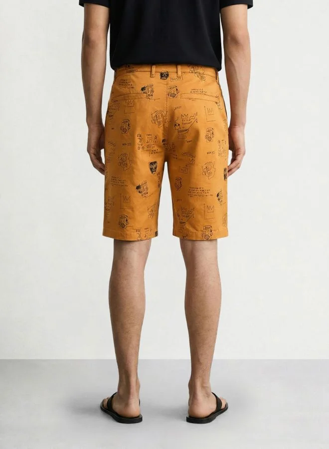 ذا انديان كراج كو Men Slim Fit Doodle Printed Side Pocket Mid-Rise Chino Shorts