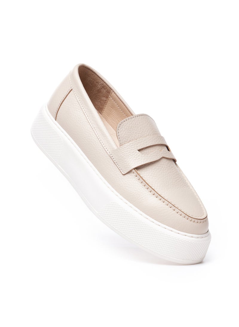 Martin Valen Men's Chunky Leather Loafers in Beige and White - Image 2
