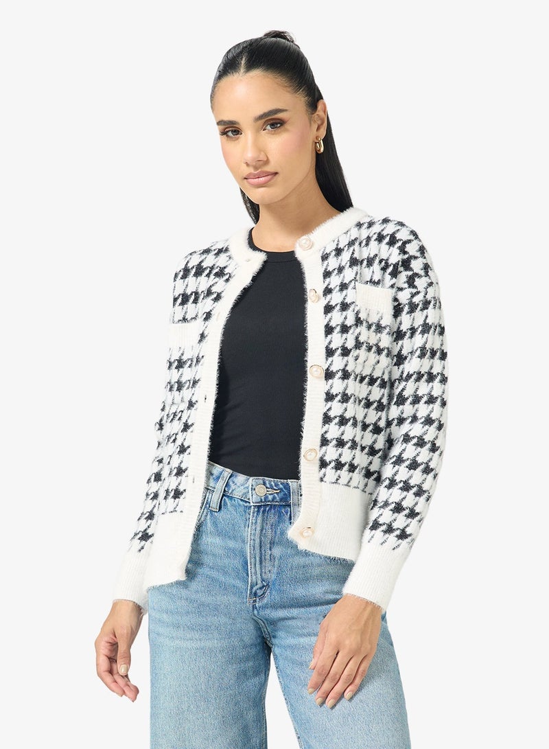 Ginger Classic Monochrome Cardigan with Gold Accent - Image 2