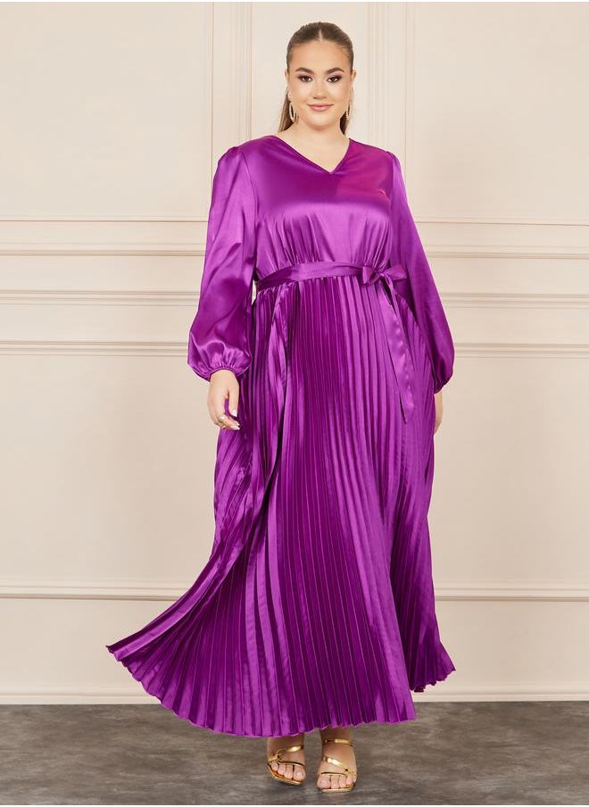 Styli - Plus Satin Pleated Maxi Dress with Self Tie Up - Image 1