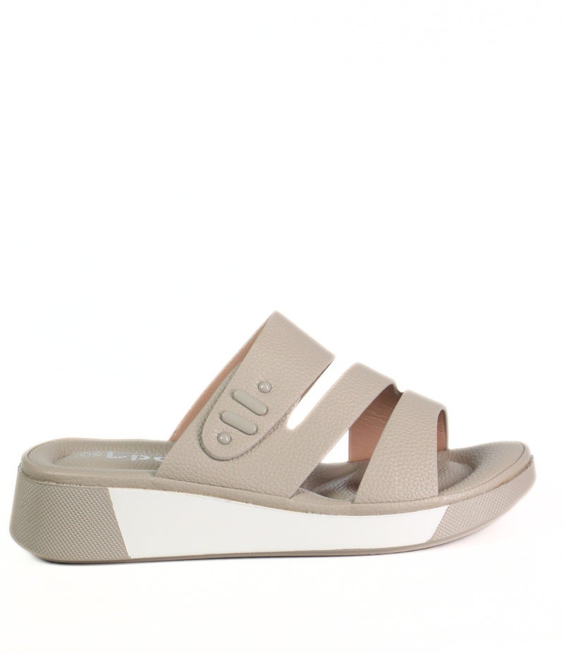 SD.Felano Women’s Flat Comfort Sandals | Soft Cushioned Footbed | Lightweight Everyday Sandals | Easy Slip-On Design | Supportive Sole For Daily Wear | Casual Walking Sandals For Women - Image 4