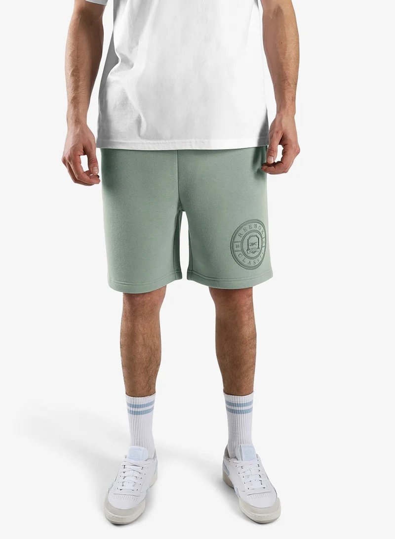 ريبوك شورت كريست