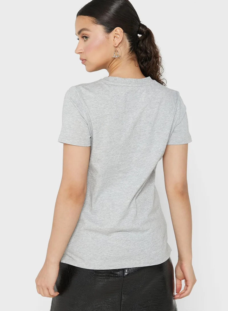 GUESS Crew Neck Graphic T-Shirt