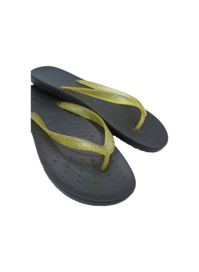 CUBS Everyday Wear Flip Flops With Glitter Strap For Women Lightweight And Easy To Wash