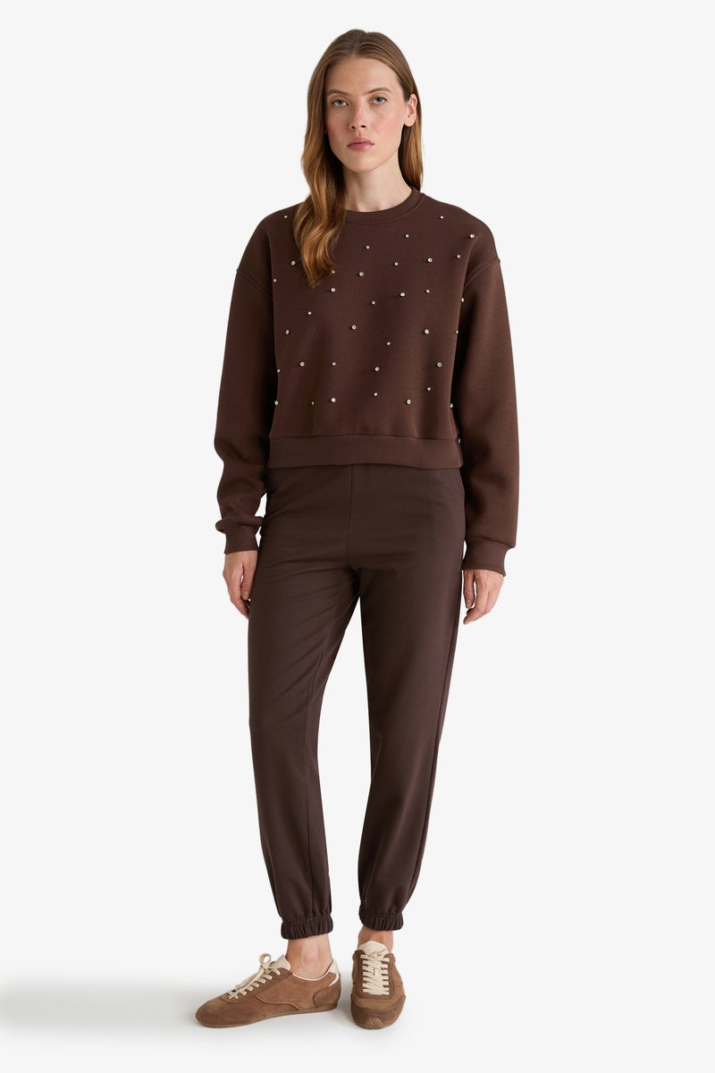 ديفاكتو قميص رياضي نسائي بقصّة مربعة وياقة دائرية وأكمام طويلة - Image 2