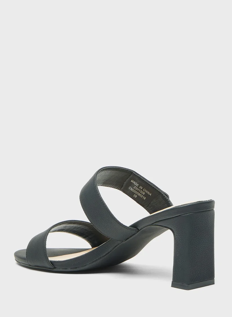 شو اكسبرس Block Heel Sandals