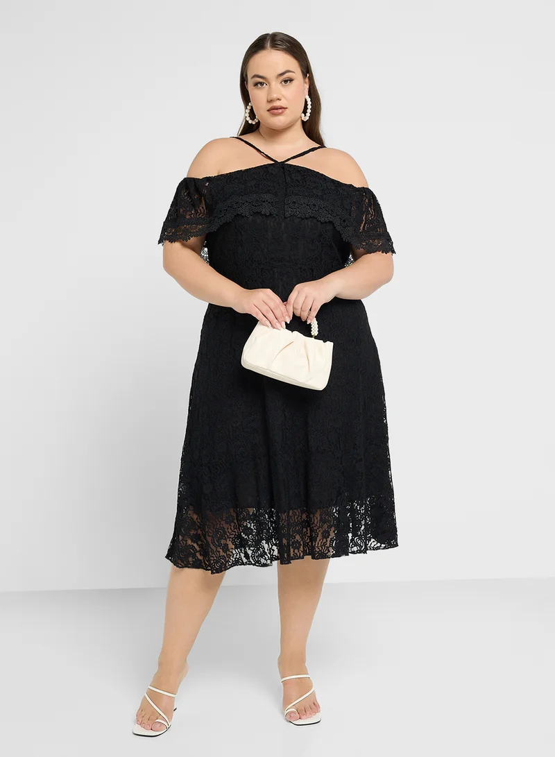 ايلا بلس Lace Off-Shoulder Dress