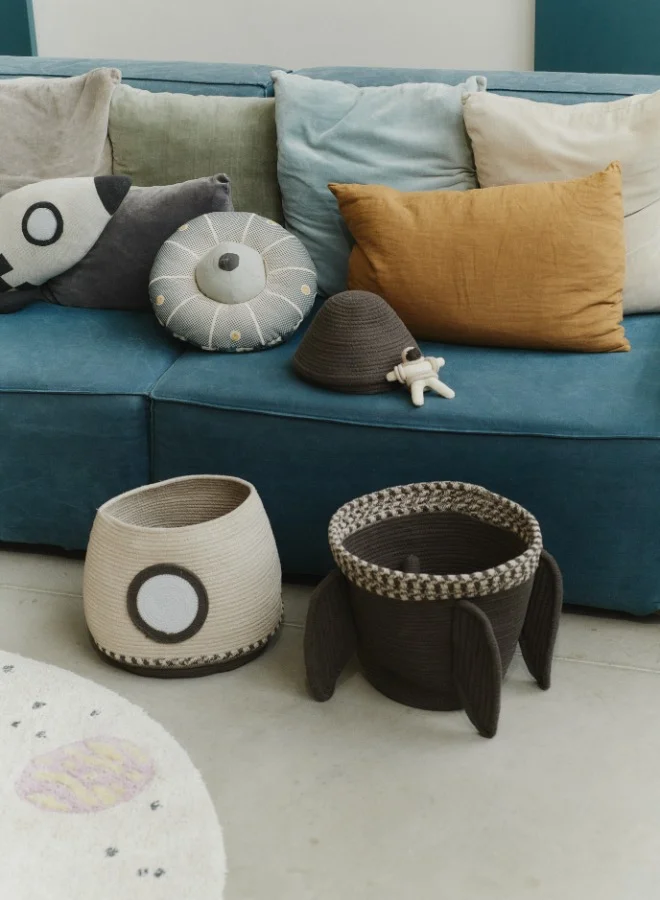 لورينا كانالز سلة صاروخ عملاق