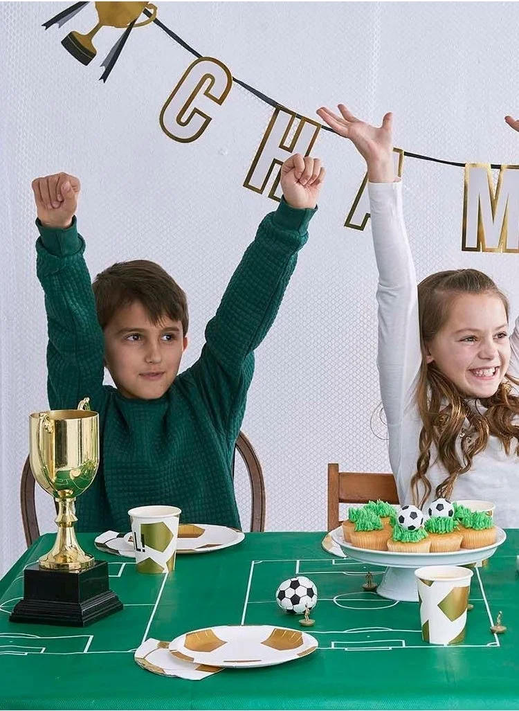 توكينج تيبلز Football Party Foil Napkins