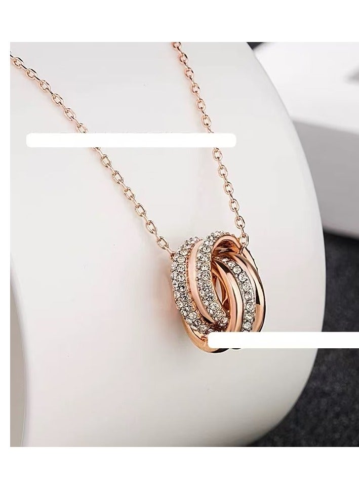 Jewelry Rose gold necklace with interlocking rings