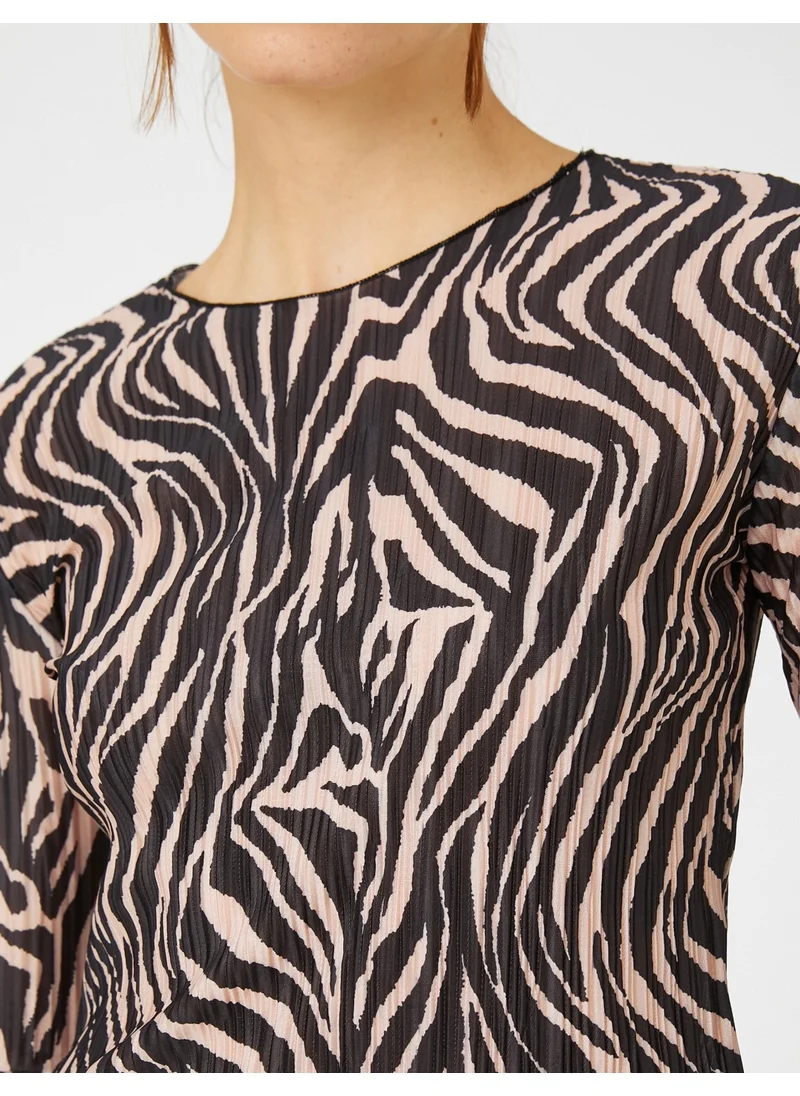 KOTON Pleated Crop T-Shirt Crew Neck Long Sleeve