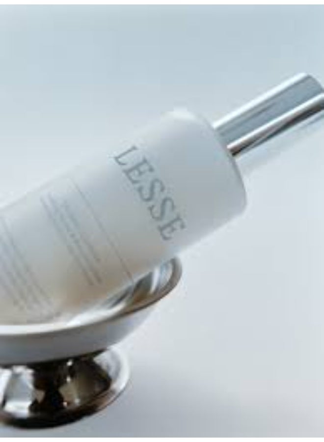 LESSE Calming Cleanser 100ml - Image 3