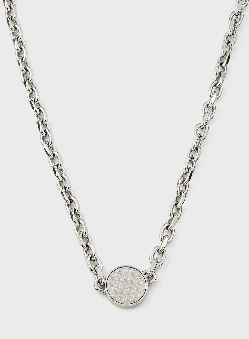 جس قلادة بنمط عملة