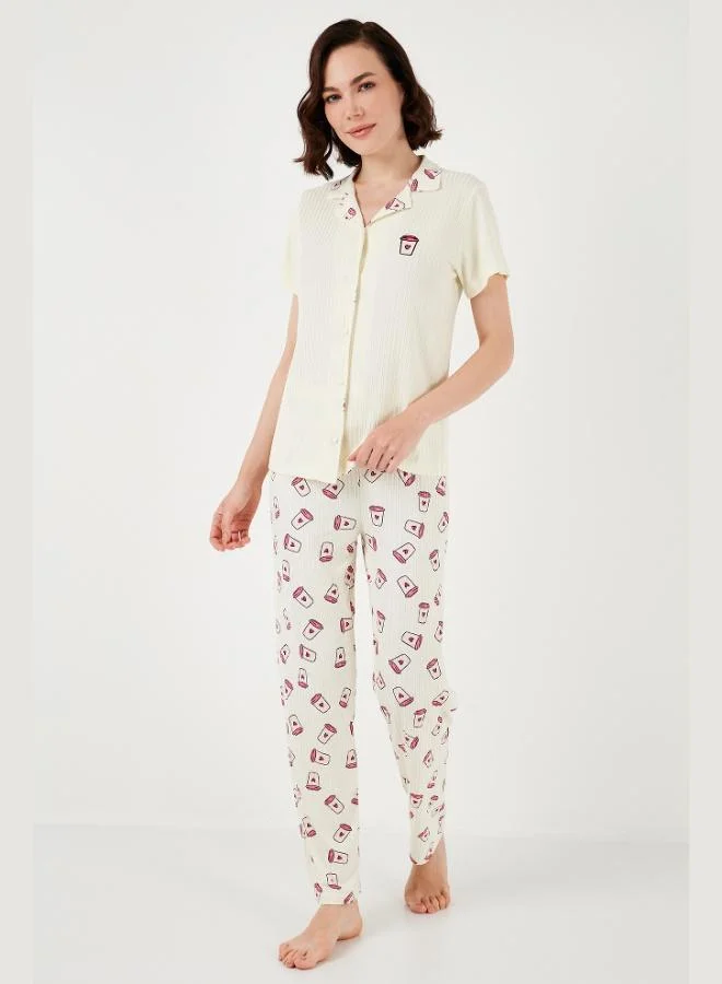 ليلا طقم بيجامة نسائي ليلا بقصة عادية وياقة قميص وأكمام قصيرة