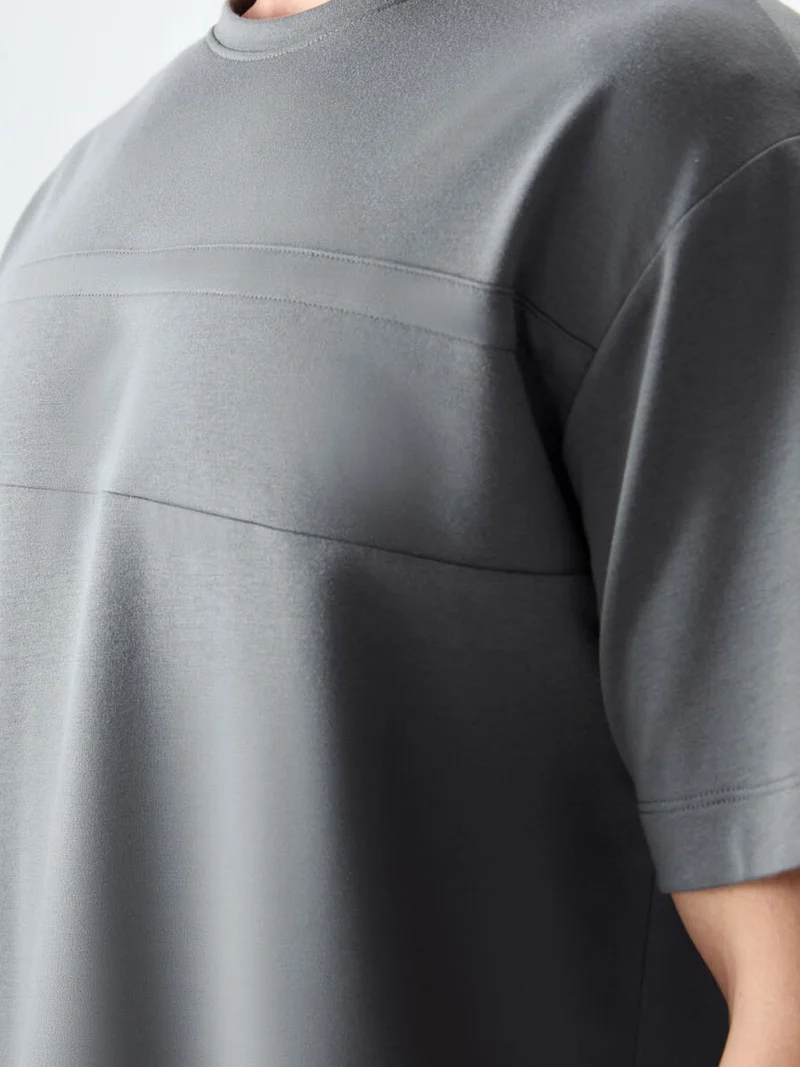 تومي لايف TOMMY Oversized Crew Neck T-Shirt
