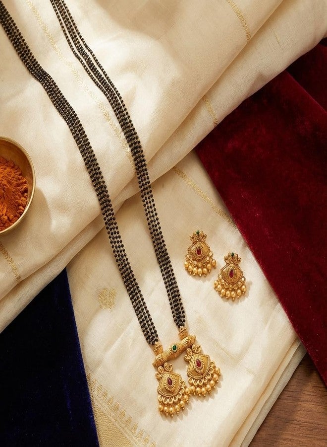 طقم مجوهرات زفاف من AAIKU، قلادة تقليدية من معبد ماهاراشترا، خرز أسود، سلسلة ذهبية وأقراط، مانجالسوترا للنساء والفتيات، عبوة من قطعة واحدة (معبد 56، 36 بوصة، 4 خطوط) - Image 4