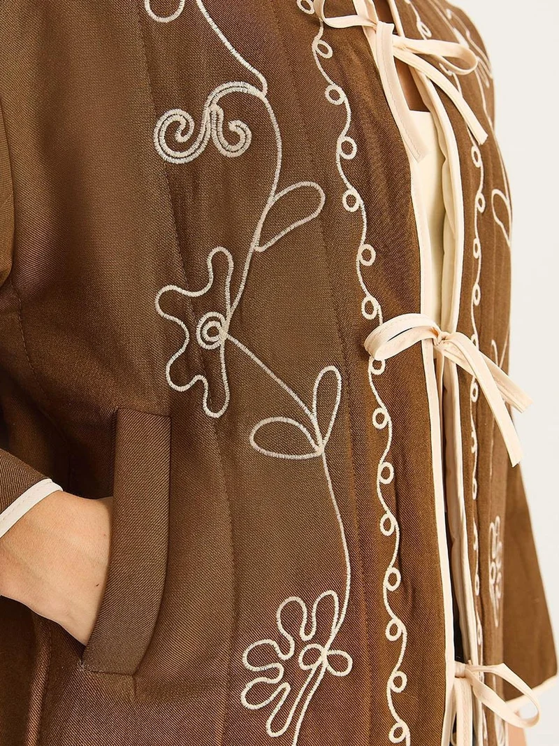 Bianco Lucci Embroidered Tie-Front Cotton Jacket with Contrast Trim
