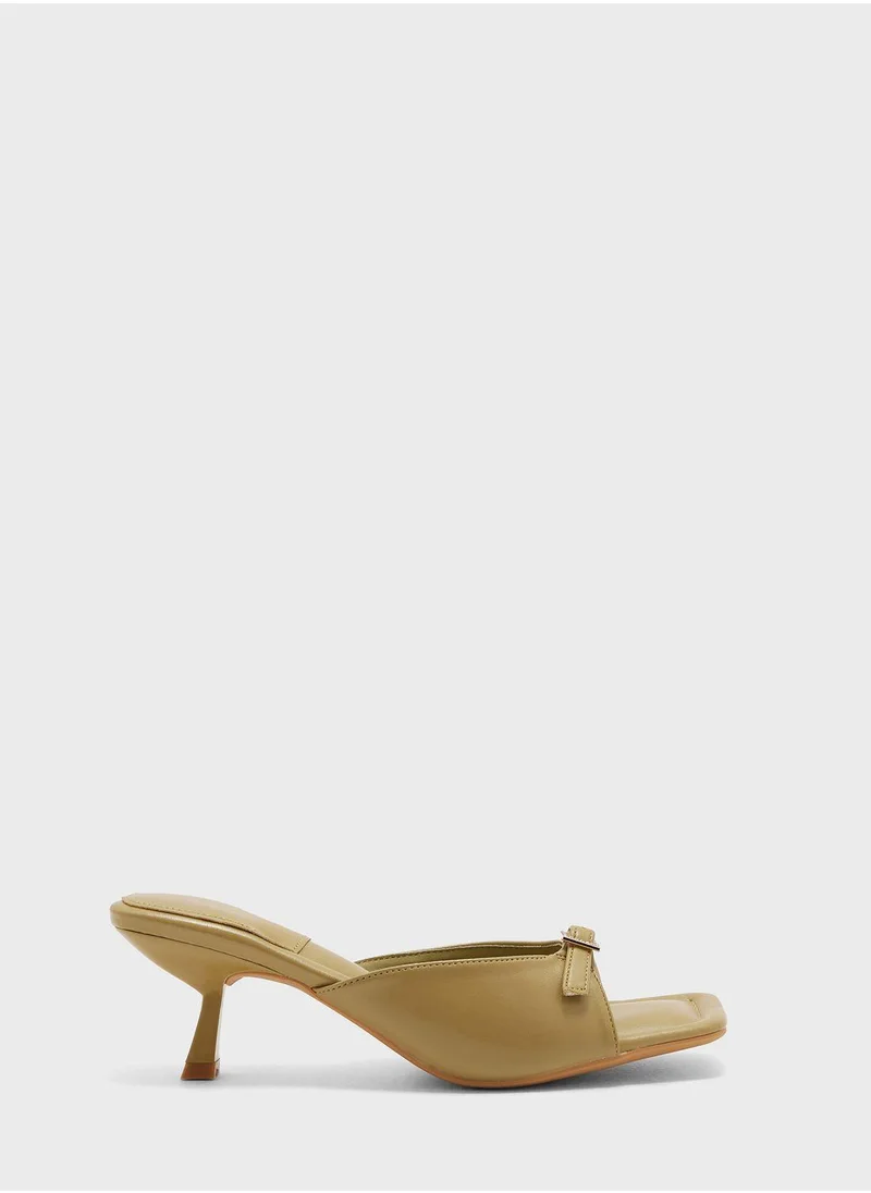 Vincci Buckle Strap Mid Heel Sandals