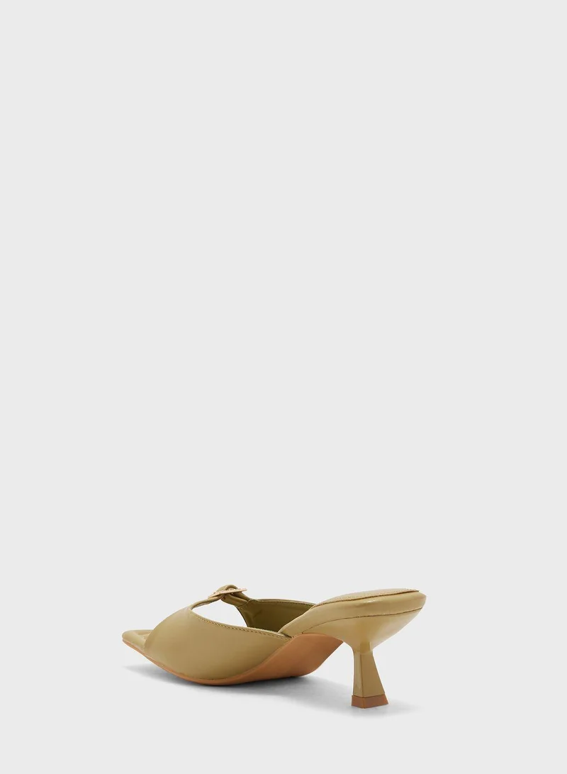 Vincci Buckle Strap Mid Heel Sandals