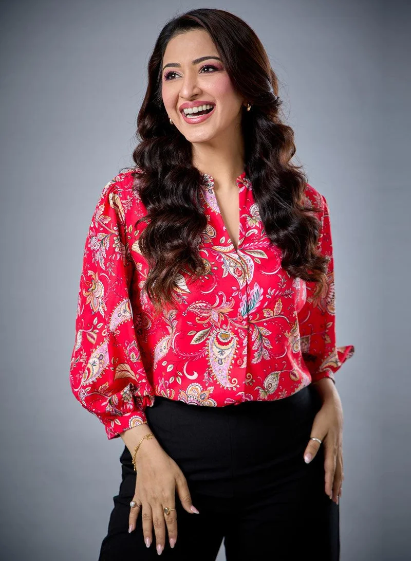 زجزاج بلوزة بأكمام طويلة بطبعة بيزلي