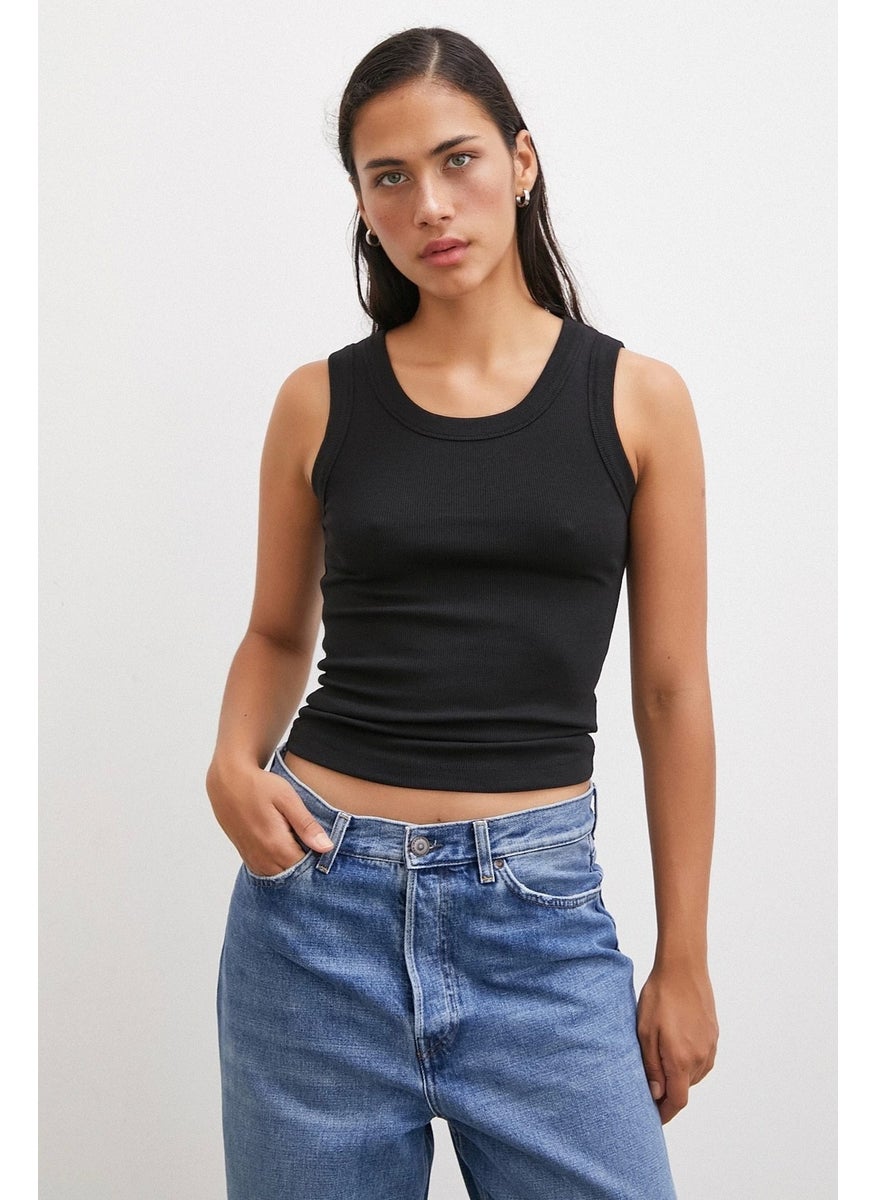 Never More Wide Bib Undershirt Black  - Image 4