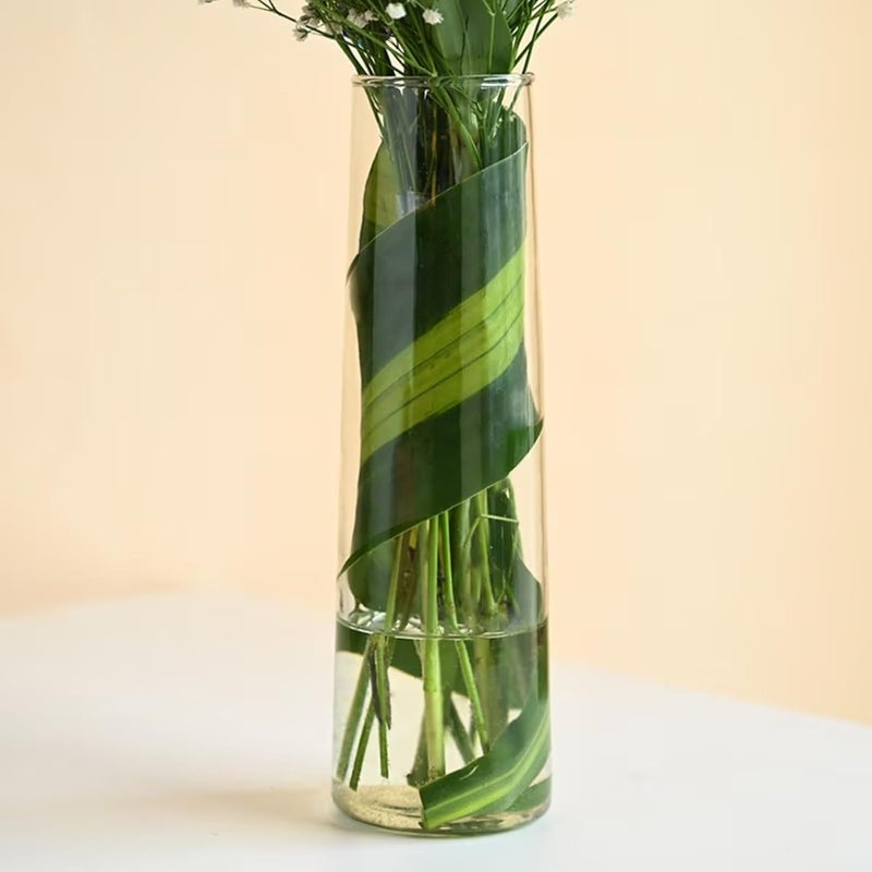 Floweraura FlowerAura Fresh Live Flower Bouquet of 1 Lily With 3 Blue Flower In Glass Vase For Birthday Gift Anniversary Gift Wedding Gift Congratulations Gift Gift For Special Occasions Same Day Delivery  - Image 4