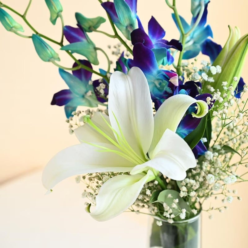 Floweraura FlowerAura Fresh Live Flower Bouquet of 1 Lily With 3 Blue Flower In Glass Vase For Birthday Gift Anniversary Gift Wedding Gift Congratulations Gift Gift For Special Occasions Same Day Delivery  - Image 3