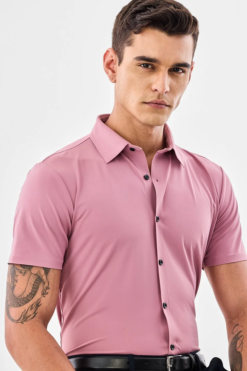 سنيتش قميص تقني بقصة ضيقة ومرونة