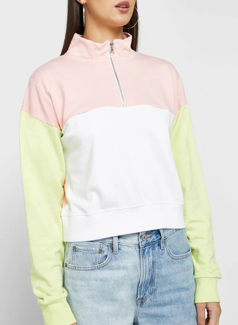 Ginger Colorblock Cropped Sweatshirt