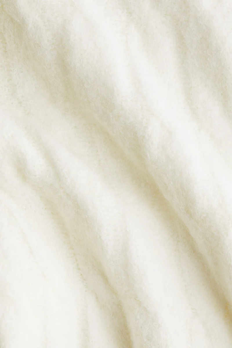 اتش اند ام بنطلون محبوك