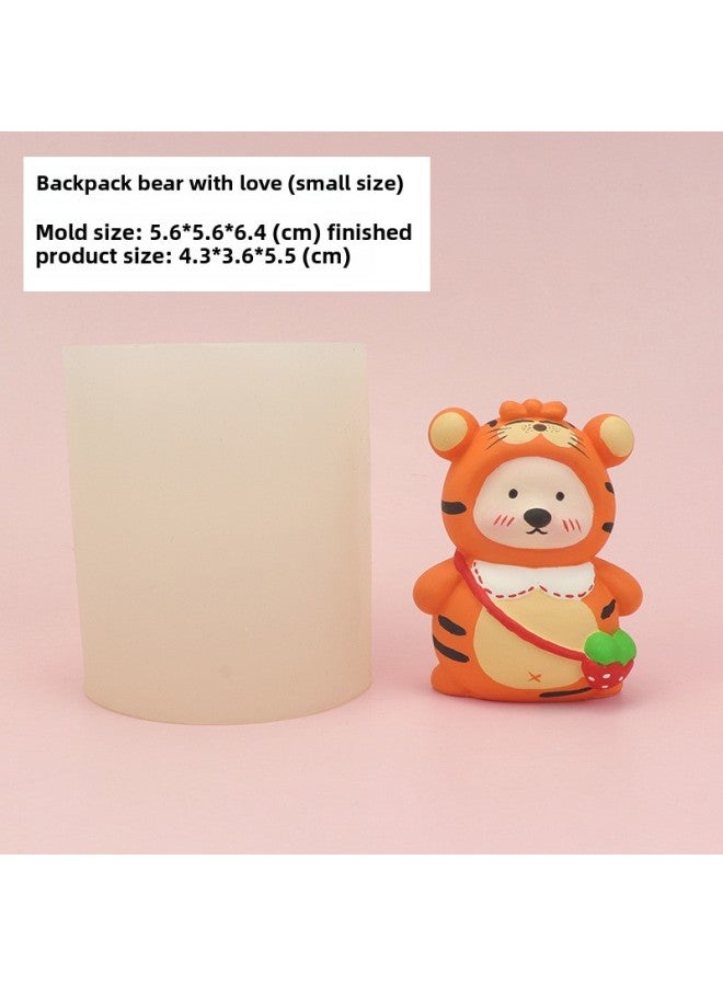 Korean-style Leather Rabbit Dinosaur Biscuit Lop Rabbit Bear Sofa Panda Aromatherapy Plaster Silicone Mold-Color:3 Small Size Back Love Backpack Bear  - Image 1