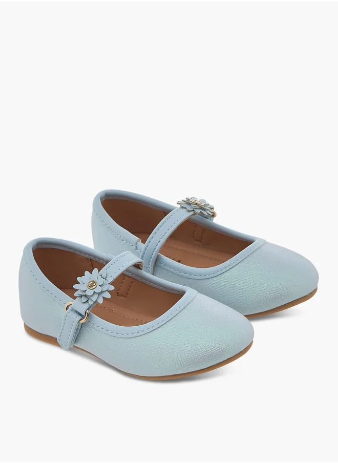 فلورا بيلا من شو إكسبرس Girls Textured Ballerina Shoes With Hook And Loop Closure