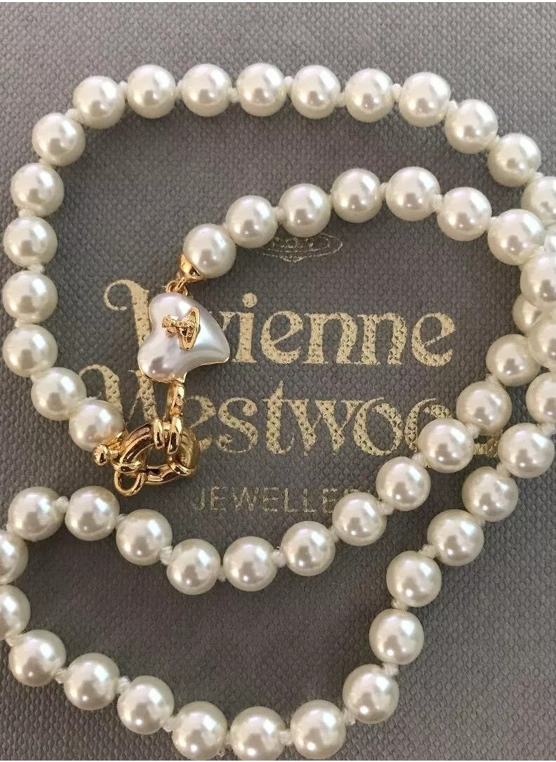 Vivienne Westwood Heart Pearl Necklace  - Image 4