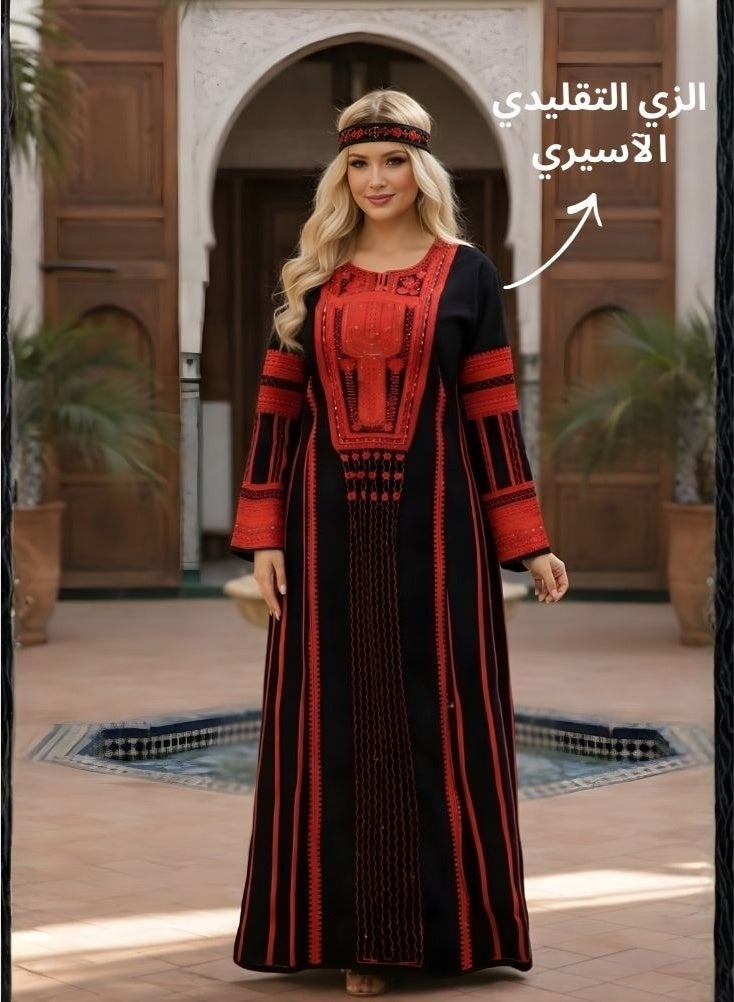 بريميم جلابية عسيرية تقليدية سوداء وحمراء للنساء - زي تراثي ليوم تأسيس المملكة العربية السعودية، مطرزة بتطريز عسيري أصيل، جلابية ثقافية بأكمام طويلة مستوحاة من جنوب المملكة العربية السعودية - Image 2