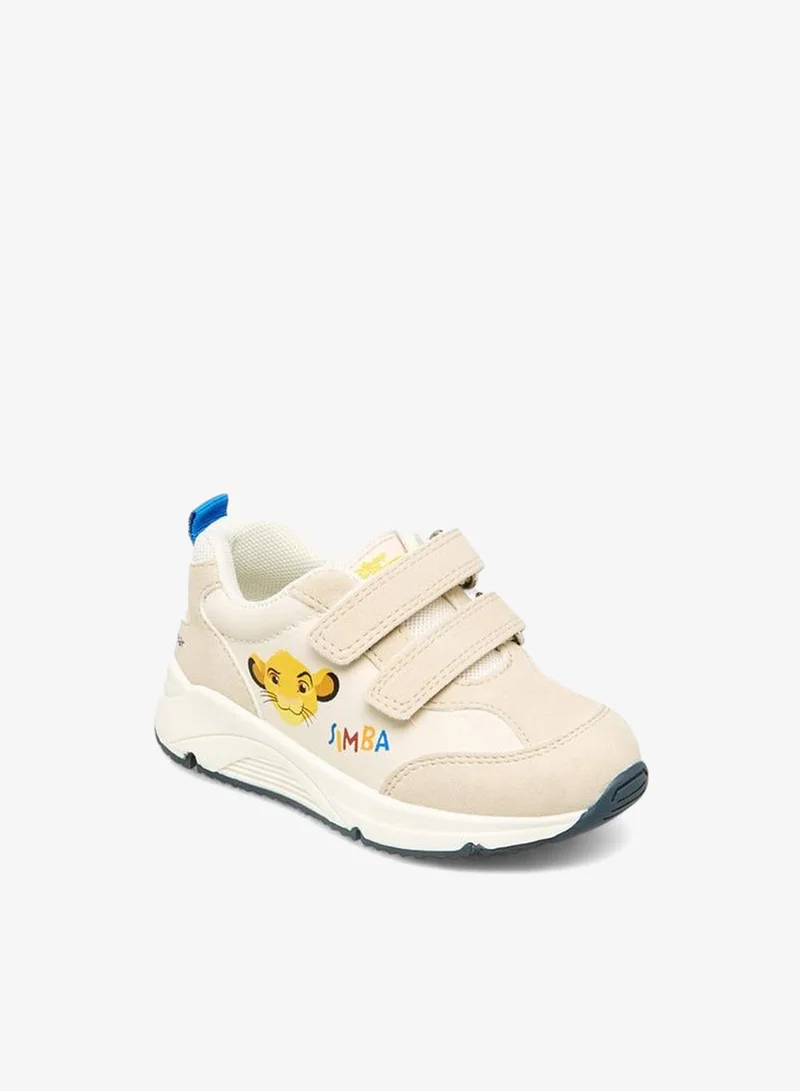 ديزني أحذية رياضية للأولاد بطبعة سيمبا بشريط لاصق