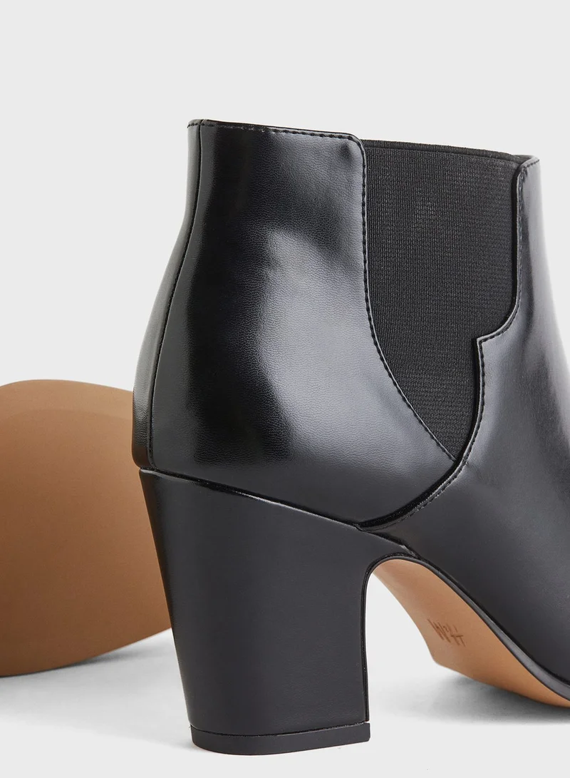 H&M Pointed Toe Boots