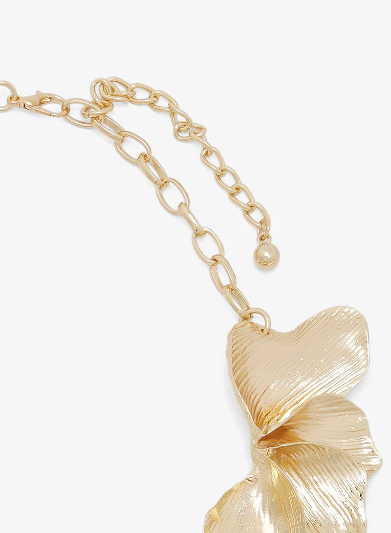 ELLA Gold Accent Asymmetrical Floral Necklace - Image 3