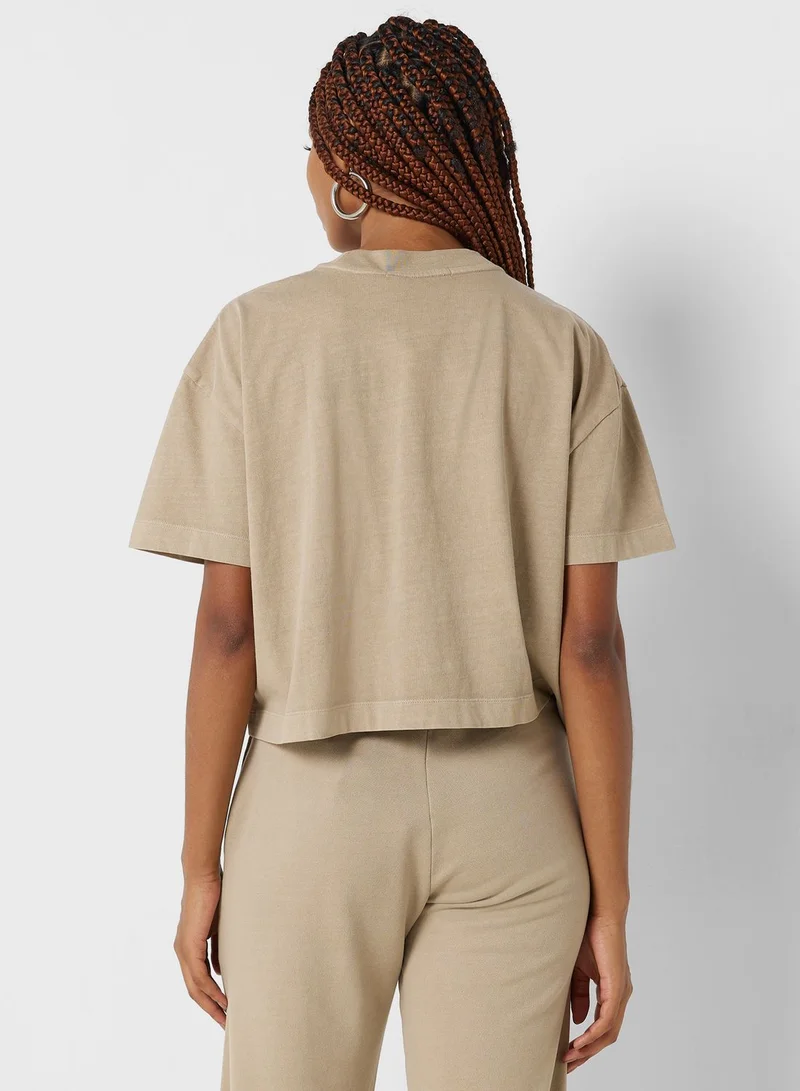 Calvin Klein Jeans Crew Neck Logo T-Shirt