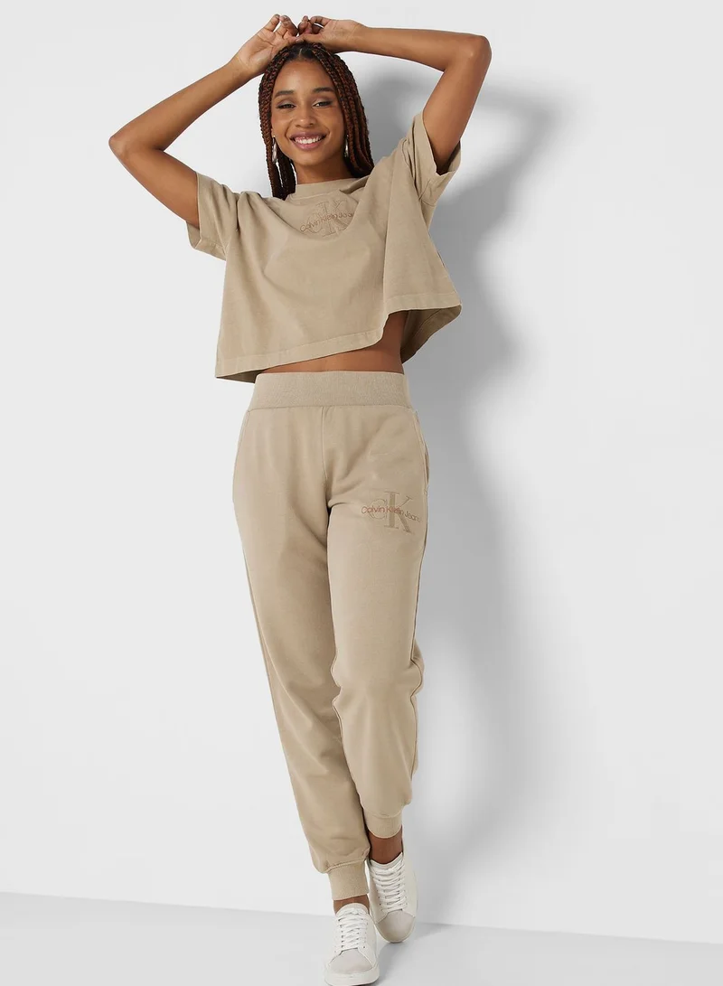 Calvin Klein Jeans Crew Neck Logo T-Shirt