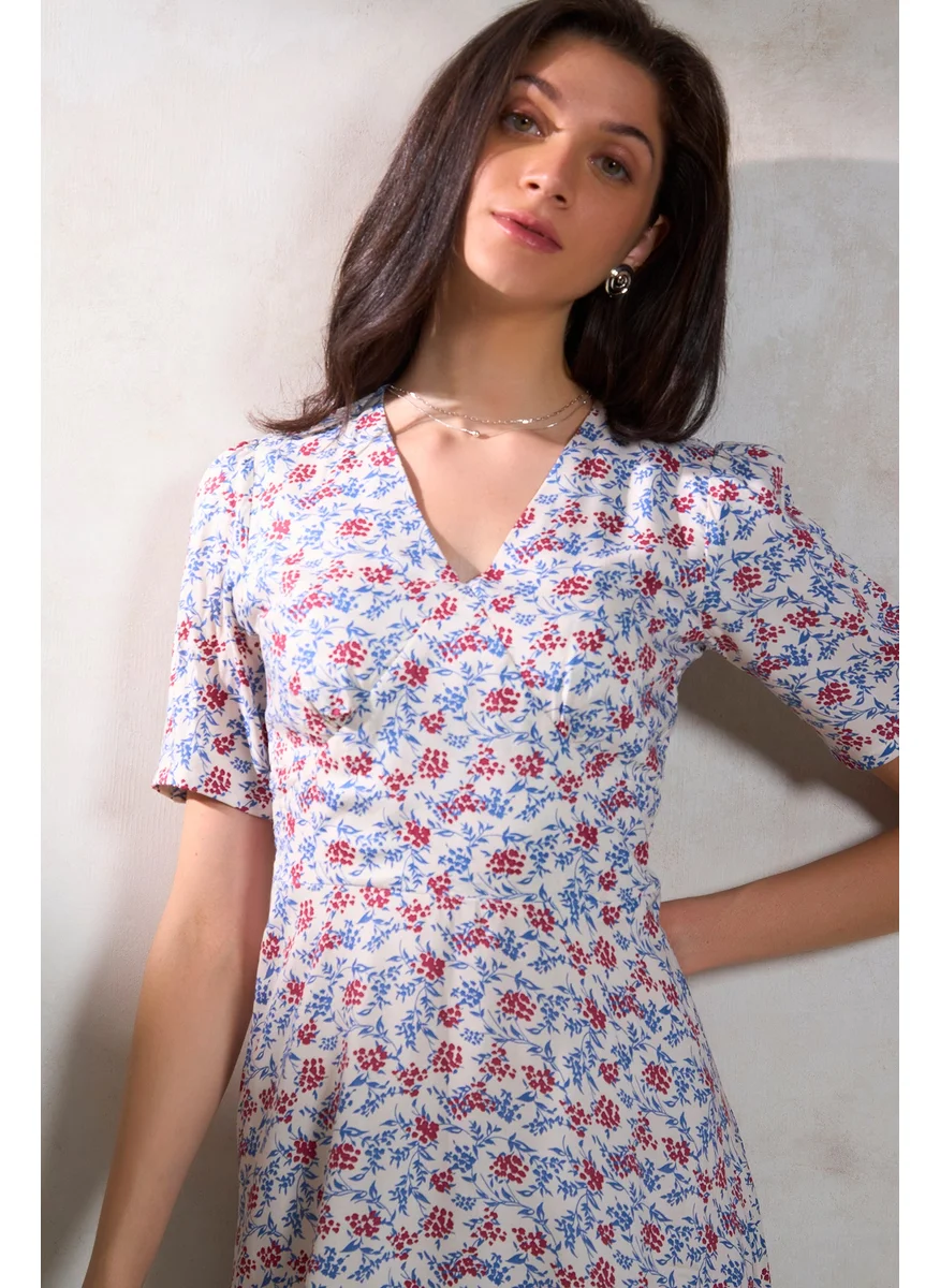 Virgio Virgio Floral Printed Fit & Flare Dress