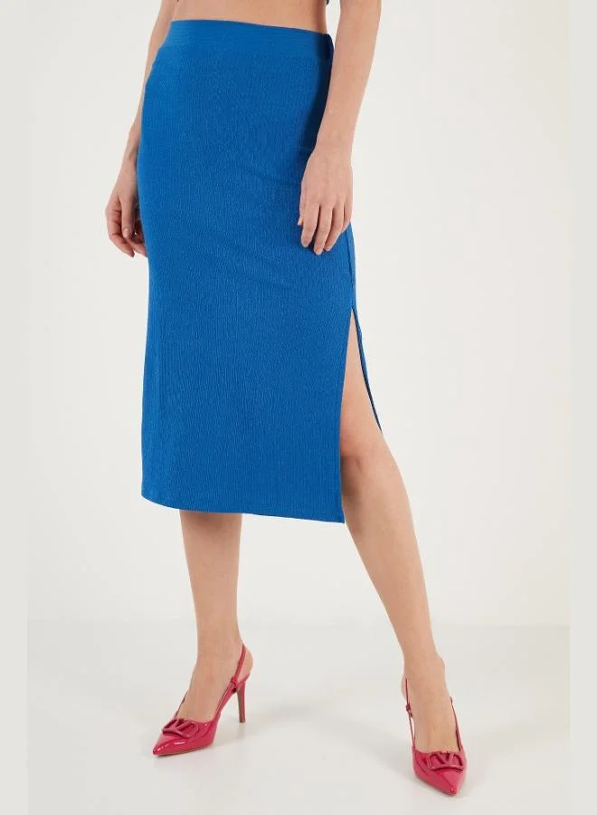 ليلا تنورة ليلى نسائية بخصر عالٍ وفتحة ضيقة متوسطة الطول