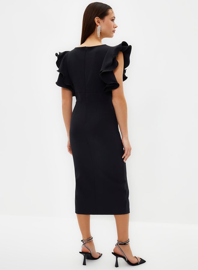 Black Lined Ruffle Detailed Woven Elegant Evening Dress TPRSS20EL2661