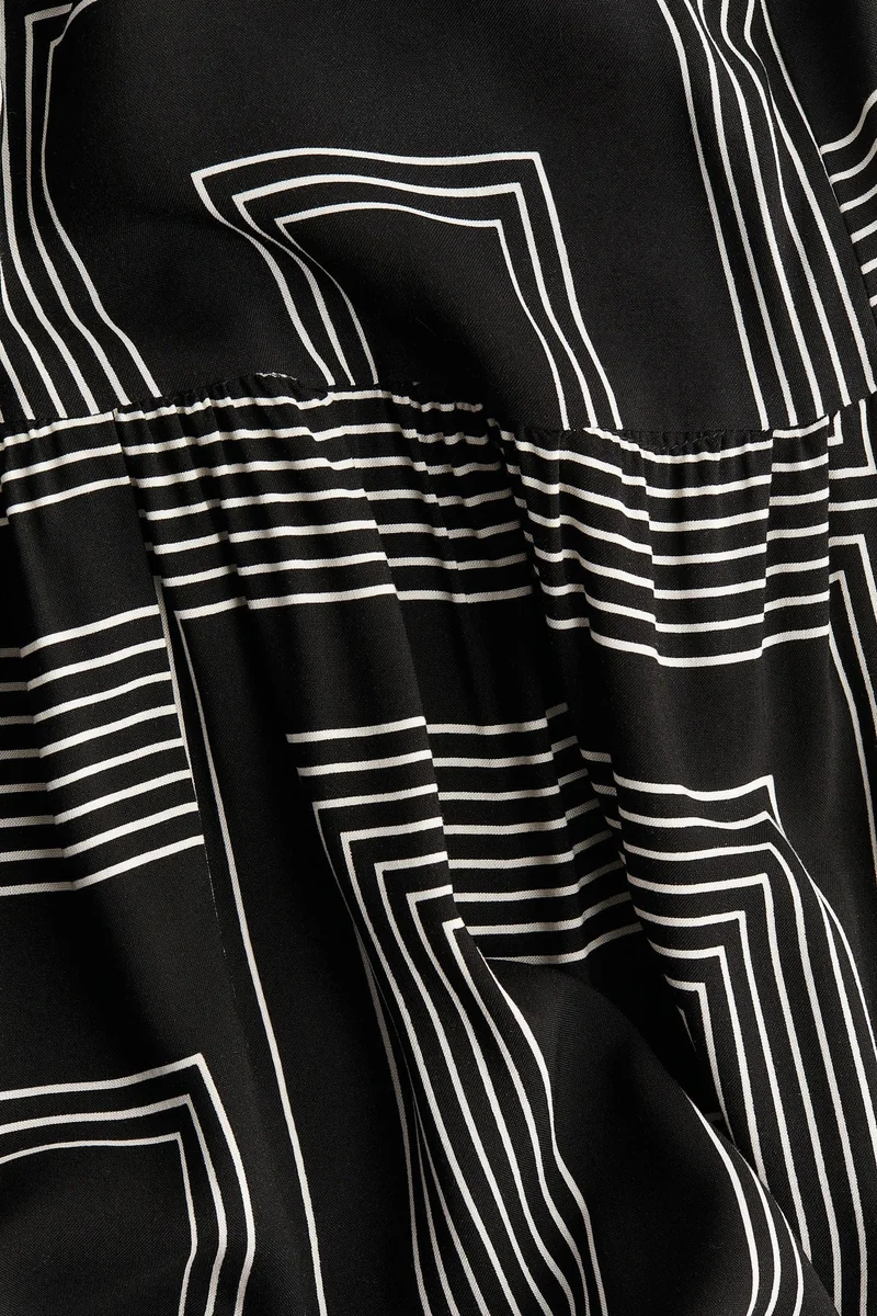 اتش اند ام Geometric Print Dress