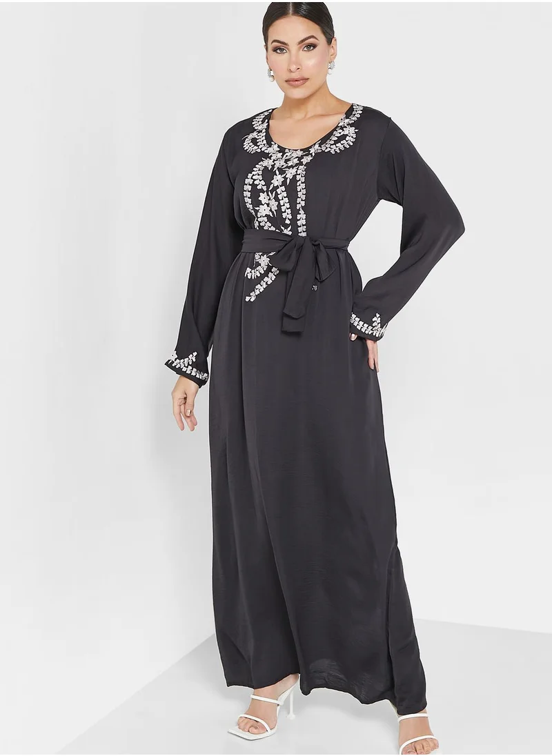 hayas closet Embellished Belted Jalabiya