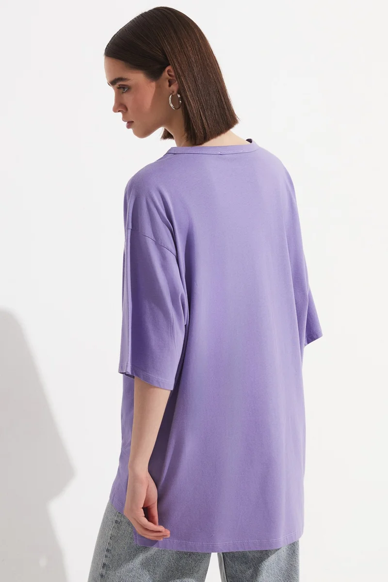 JUNE Loose Cut 100% Cotton T-Shirt