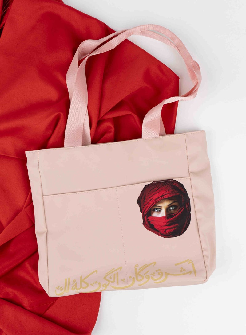 هاي لاين ستور حقيبة توتي باج وتربروف بطباعة جذابة مقاومة للبقع, شنطة بمساحة كبيرة لوضع جميع الأغراض الشخصية مبطنة من الداخل جودة عالية لون وردي - Image 1