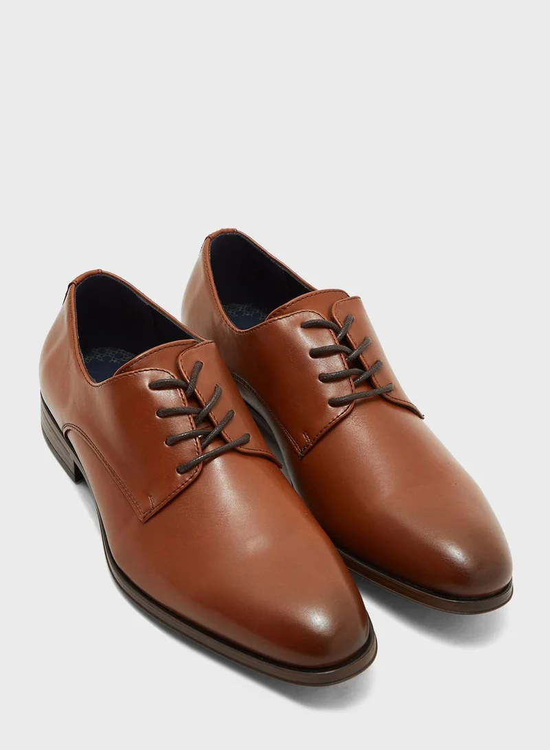 BURTON Tedson Derby Lace ups