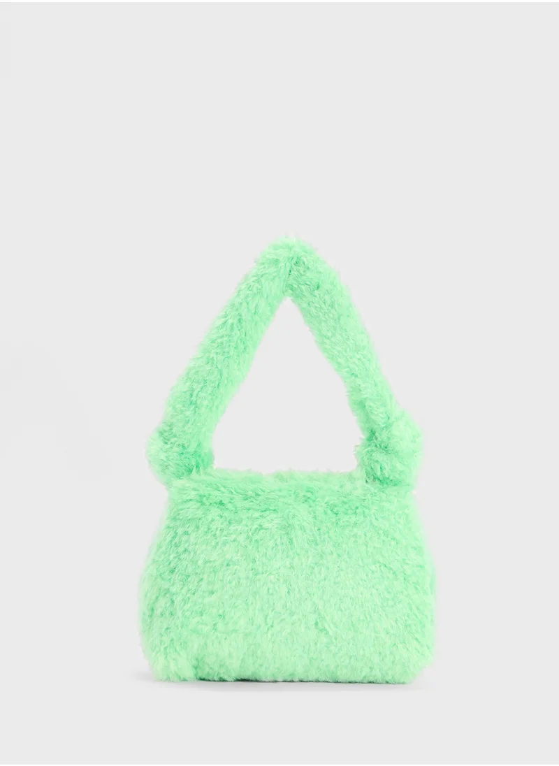 سكيني ديب لندن Isabel Green Fluffy Zipped Shoulder Bag