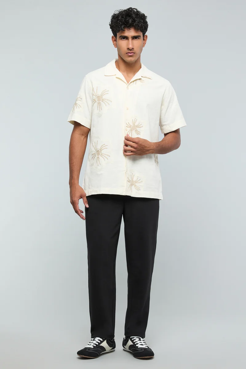 R&B Embroidered Shirt with Reverse Collar and Short Sleeves