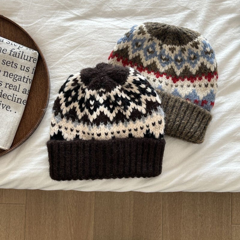 South Korea Dongdaemun Style Retro Jacquard Nordic Warm Dome Woolen Knitted Woolen Cold Cap For Men And Women - Image 5